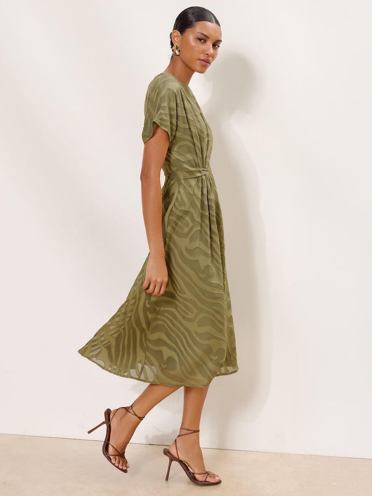 Lipsy Green Textured Side Knot Short Sleeve Midi Dress - Image 2 of 4 Lipsy Green Textured Side Knot Short Sleeve Midi Dress - Image 2 of 4
