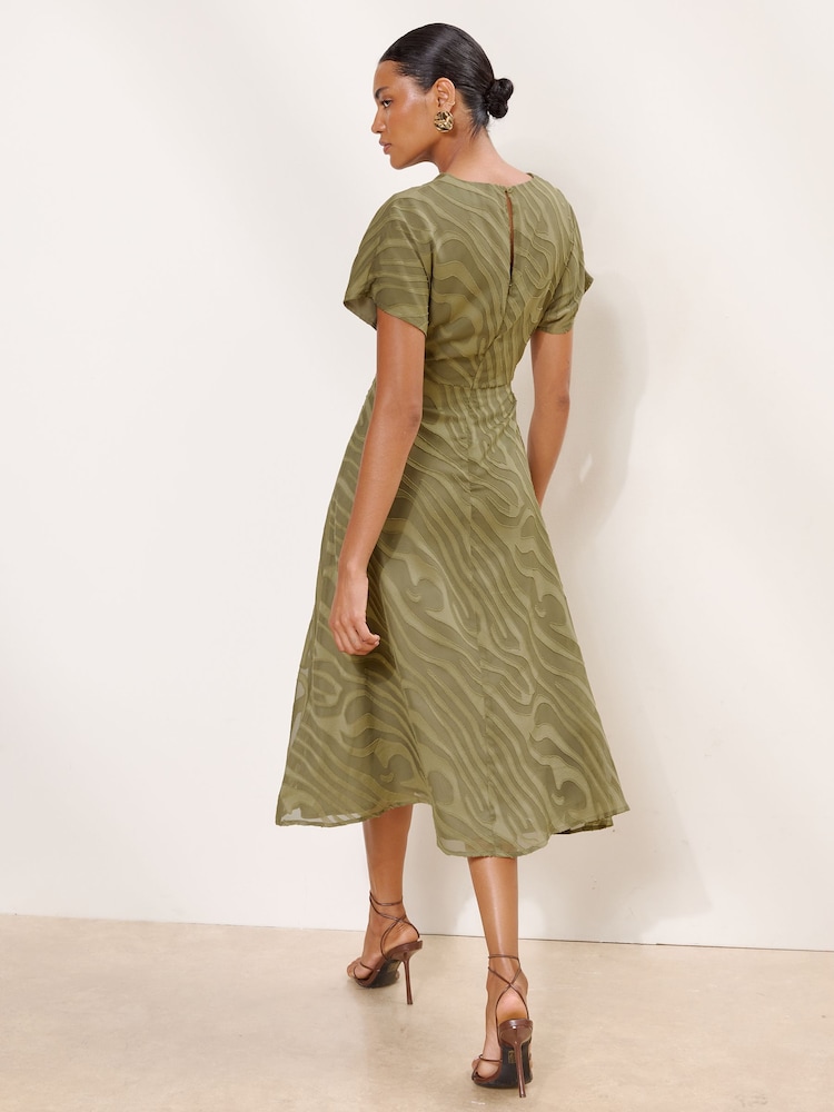 Lipsy Green Textured Side Knot Short Sleeve Midi Dress - Image 4 of 4 Lipsy Green Textured Side Knot Short Sleeve Midi Dress - Image 4 of 4