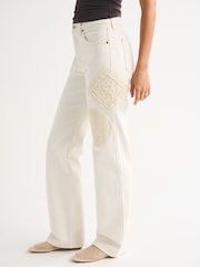 Abercrombie & Fitch Cream Crochet Belt 90s Relaxed Jeans - Image 3 of 8