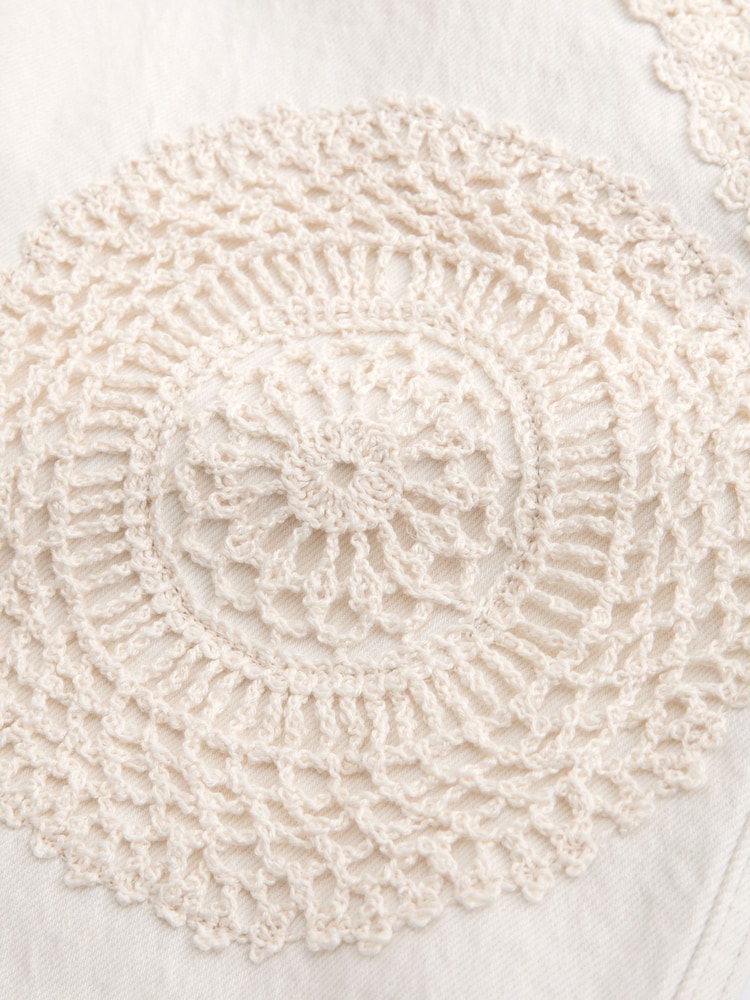 Abercrombie & Fitch Cream Crochet Belt 90s Relaxed Jeans - Image 8 of 8