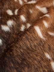 Brown Animal Deer Print - Kurtka ze sztucznego futerka - Obraz 7 z 7