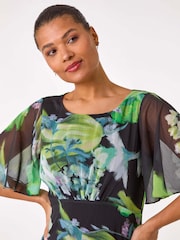 فستان مزين بنقشة زهور نباتية وكشكشة من Roman - Image 4 of 5