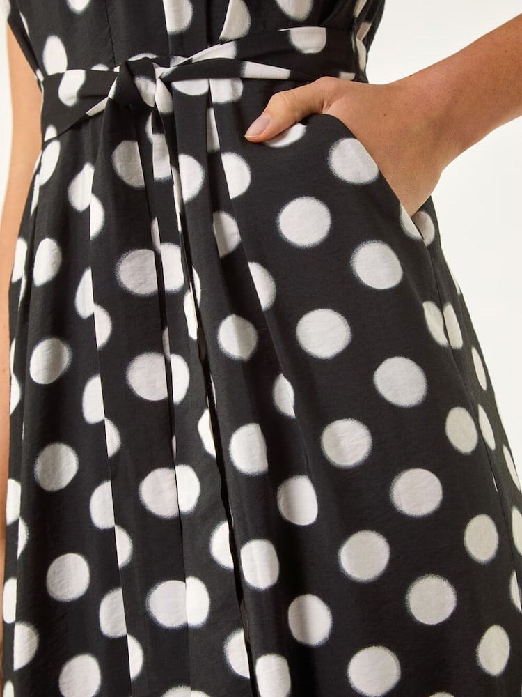 فستان متوسط الطول متوسط الطول مع حزام وطبعة منقطة من Roman - Image 5 of 5