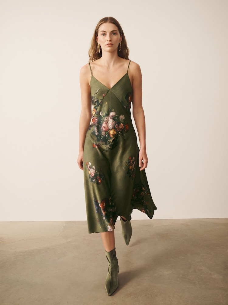 CERENE Crystal Green Majestic Floral Print Satin Slip Dress With Detachable Sheer Cape - Image 2 of 12