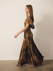 CERENE Caitlyn Gold Precious Floral Print Angel Sleeves Satin Maxi Dress - Image 4 of 10