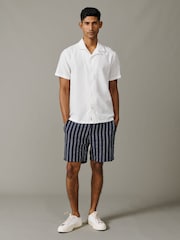 Pantalones cortos de lino a rayas con parte delantera plana de Aubin Elwis - Imagen 2 de 5