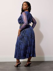 Yours Curve Blue London Animal Print Mesh Maxi Dress With Belt - Image 3 of 4