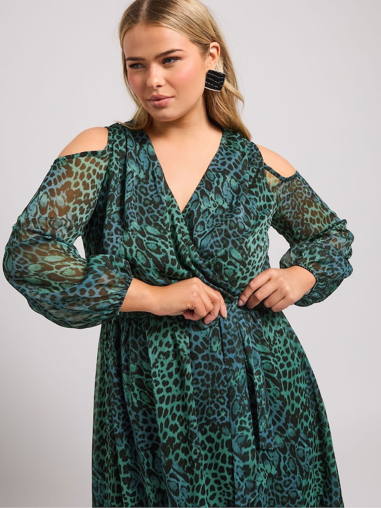 Yours Curve Green London Animal Print Cold Shoulder Dress - Image 4 of 4
