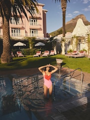 بدلة سباحة تصميم قلب بحافة مزركشة من Cath Kidston - صورة 4 من 4