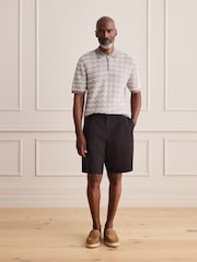 رمادي - Signature SUPIMA® Cotton Zig Zag Knit Zip Polo Shirt - Image 4 of 5