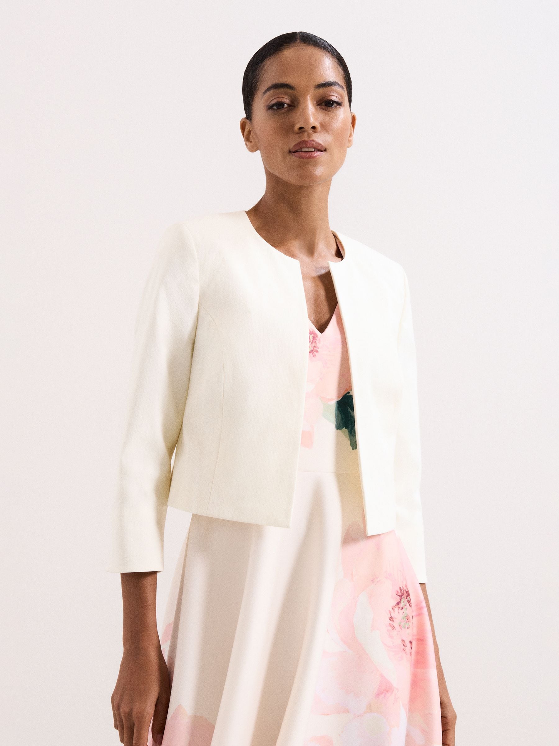 Phase Eight Women's Off-White Petite Elizabeth Cropped Blazer In | : Size 6 - Image 6