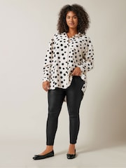 Evans PU Coated Pull On Black Trousers - Image 2 of 4