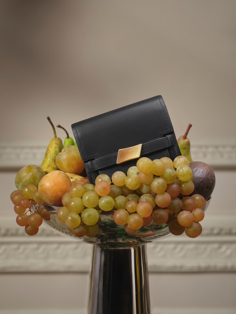 Radley Black The Christina Medium Flapover Purse - Image 5 of 5 Radley Black The Christina Medium Flapover Purse - Image 5 of 5