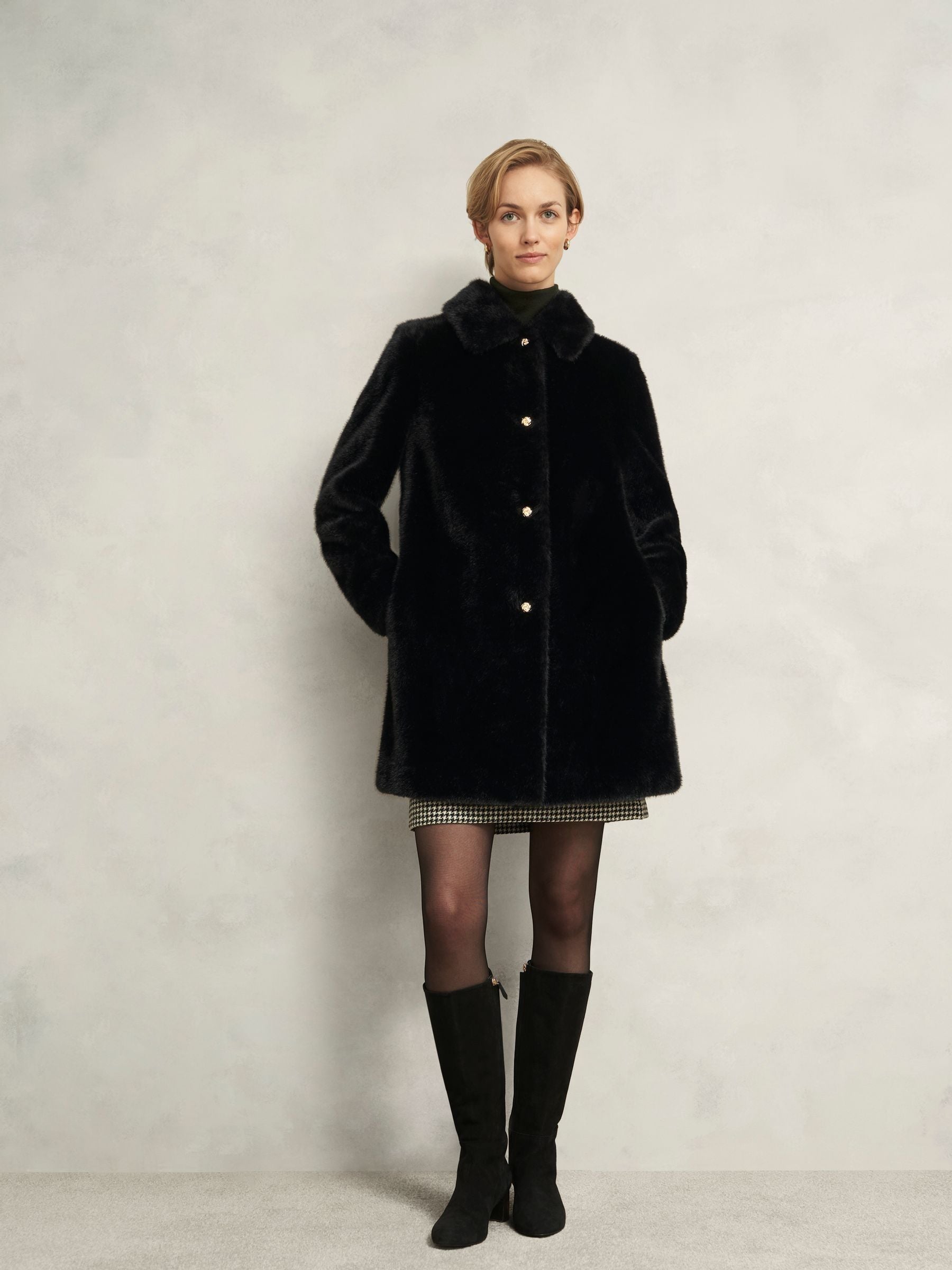 Next：日本 Hobbs Rue フェイクファー コート from Next Japan