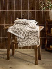 2 Pack Natural Spot Towels - Image 1 of 3