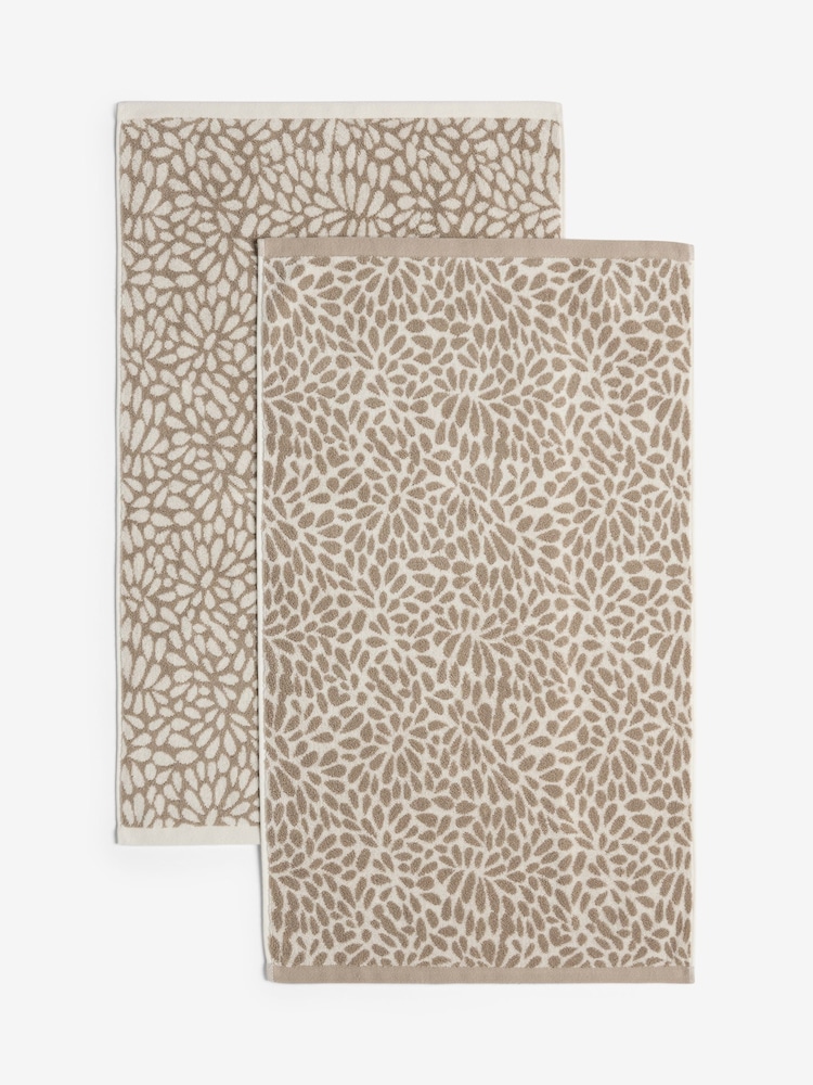 2 Pack Natural Spot Towels - Image 2 of 3