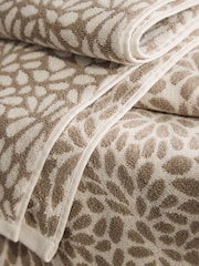 2 Pack Natural Spot Towels - Image 3 of 3