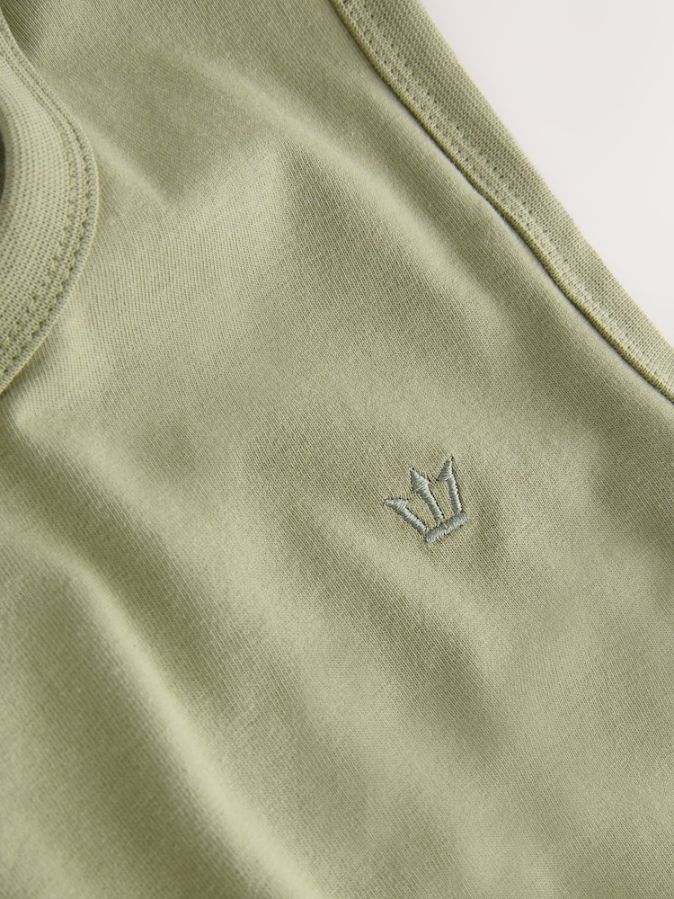 White / Green / Navy / Blue Trident Vest 4 Pack - Image 12 of 12