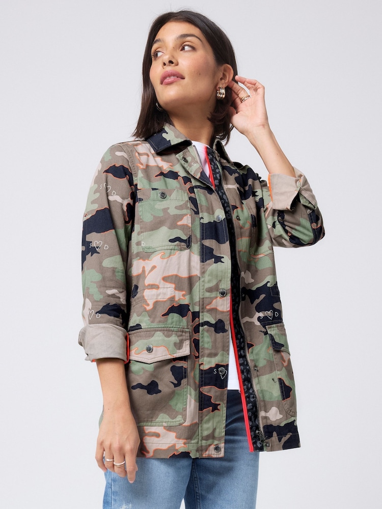 SCAMP & DUDE Green Shacket Cotton Camo Print - Image 2 of 5 SCAMP & DUDE Green Shacket Cotton Camo Print - Image 2 of 5