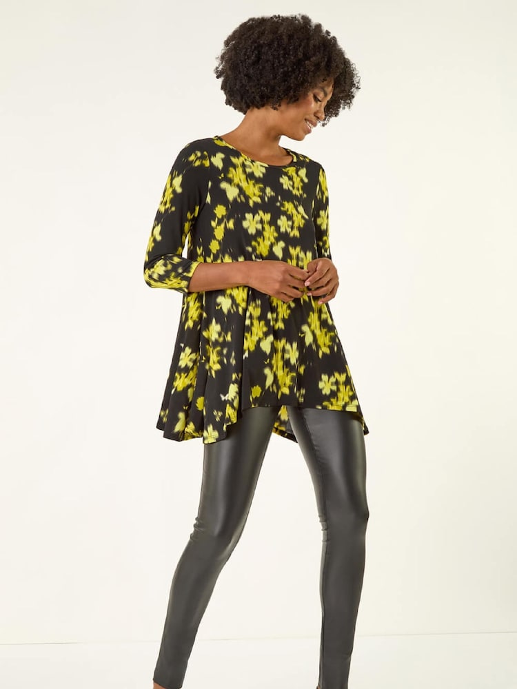 Roman Yellow Floral Print Hanky Hem Tunic Top - Image 2 of 5 Roman Yellow Floral Print Hanky Hem Tunic Top - Image 2 of 5