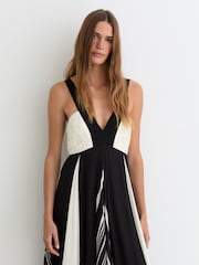 Reiss Black/Ivory Tallie Empire-Line Printed Maxi Dress - Image 3 of 7