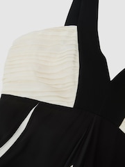 Reiss Black/Ivory Tallie Empire-Line Printed Maxi Dress - Image 7 of 7