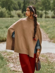 Tan Brown Horse High Neck Knitted Cape - Image 2 of 10