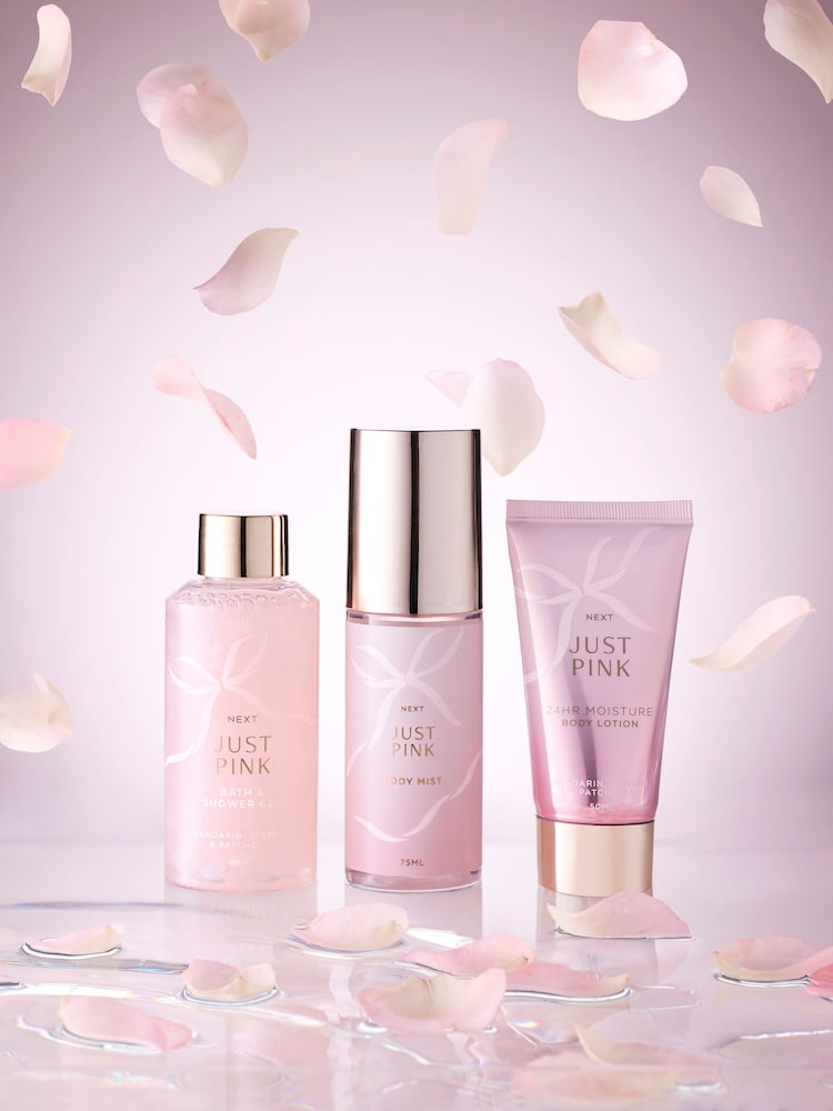 Mini Travel Bath and Body Gift Set - Image 2 of 3 Mini Travel Bath and Body Gift Set - Image 2 of 3
