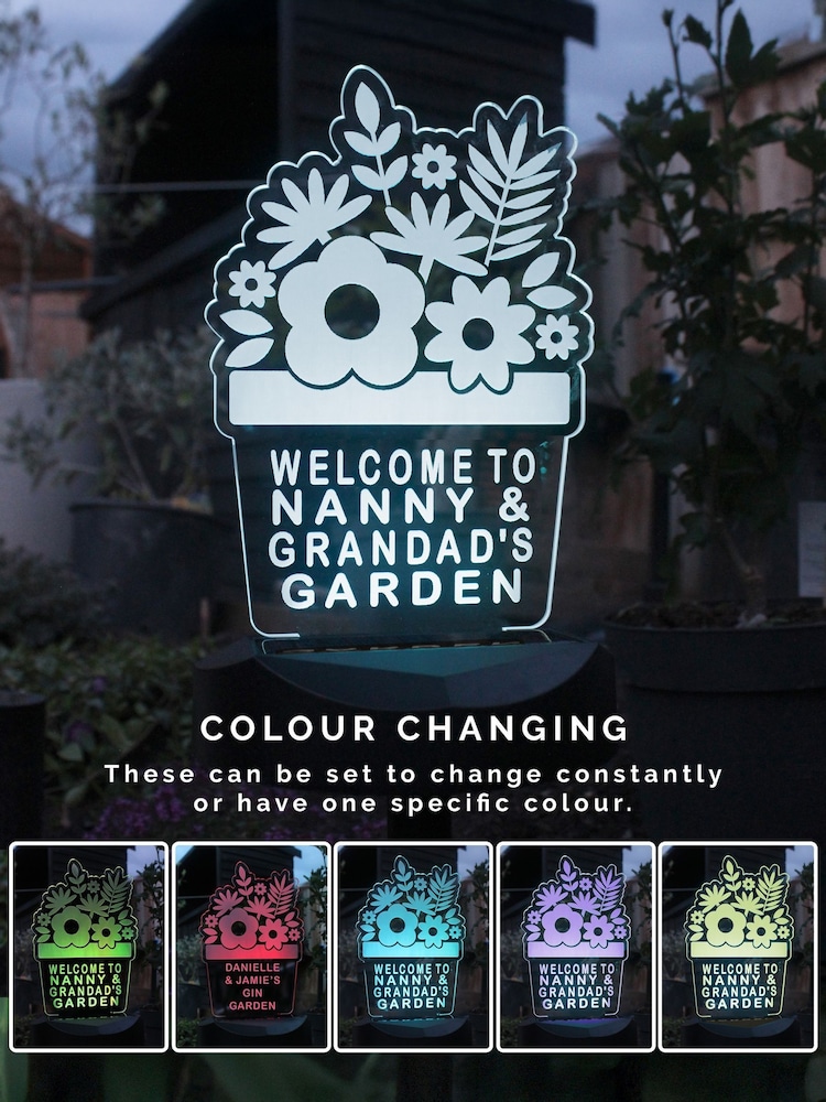 Personalised Plant Pot Outdoor Solar Light by PMC - Slika 1 iz 4