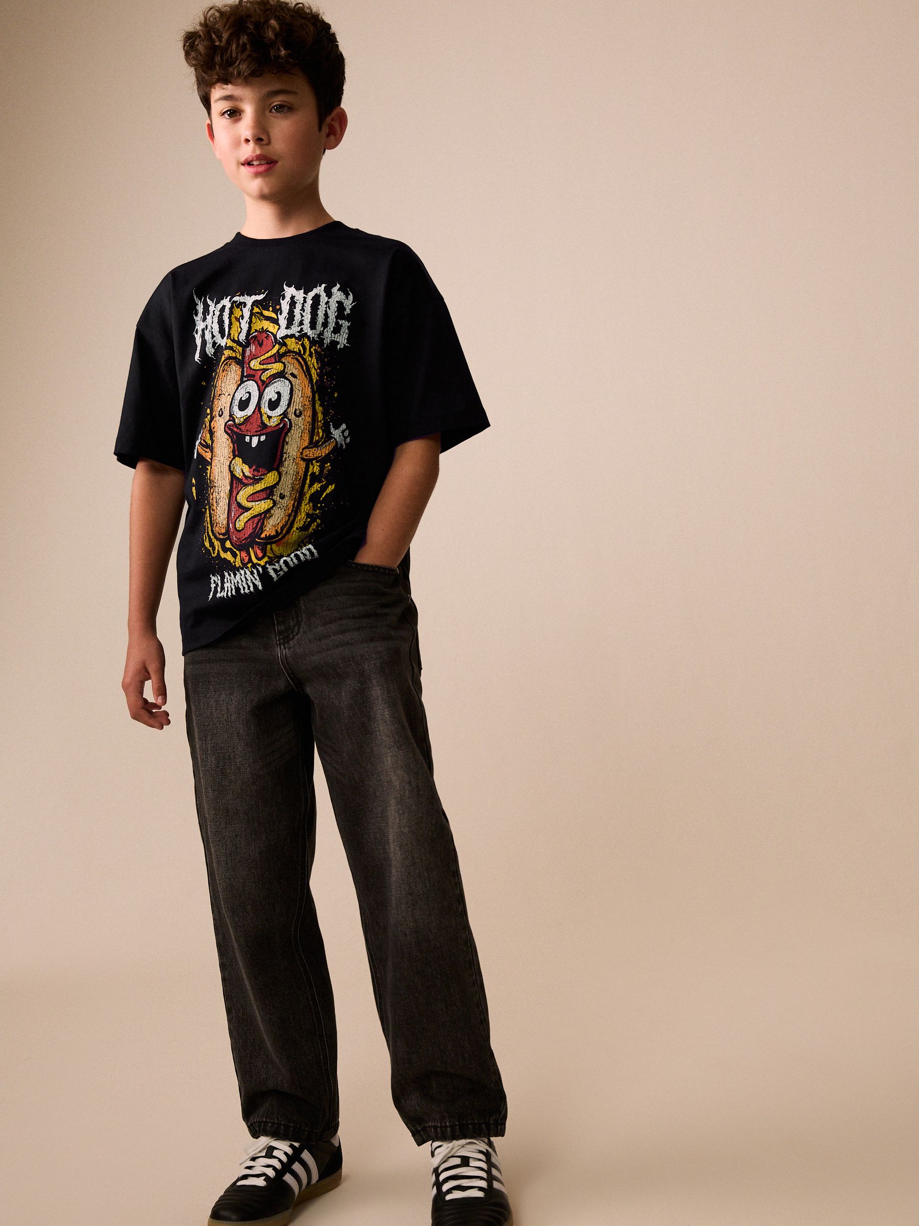 Next：日本 ブラック ホットドッグ - 半袖 グラフィック Tシャツ（3