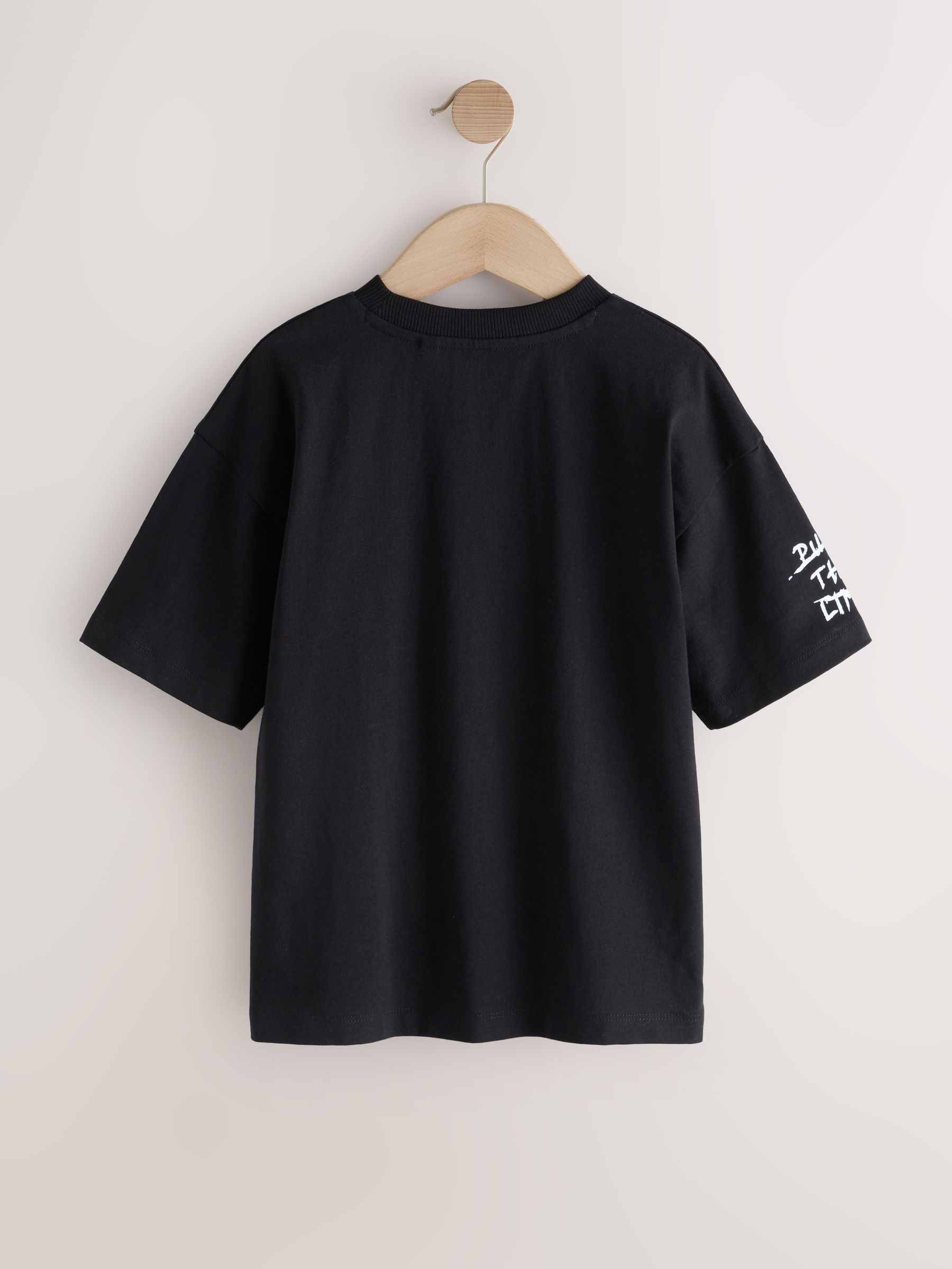 Next：日本 ブラック レースカー - 半袖 グラフィック Tシャツ（3