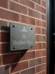 Personalised Ornate Slate House Sign by PMC - Image 3 of 3
