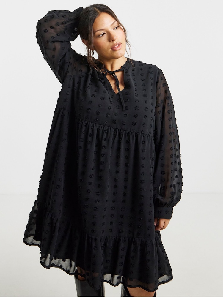 Simply Be Dobby Smock Dress - صورة 1 من 4 Simply Be Dobby Smock Dress - صورة 1 من 4