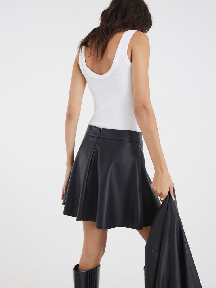River Island Black Snaffle Faux Leather Mini Skirt - Image 4 of 4