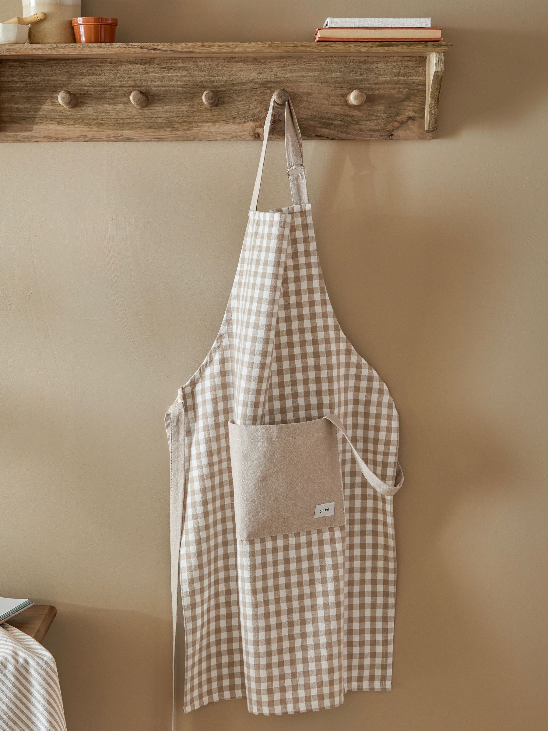 Yard Natural Barton Check Apron - Size One