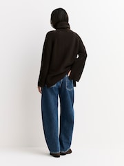 FRAME Lavish The Bubble Barrel Jeans - Image 2 of 6