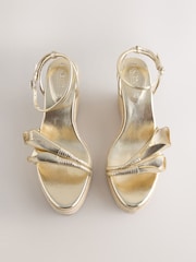 金色 - Forever Comfort® 皮革鬱金香船跟鞋 - 圖片 5/8