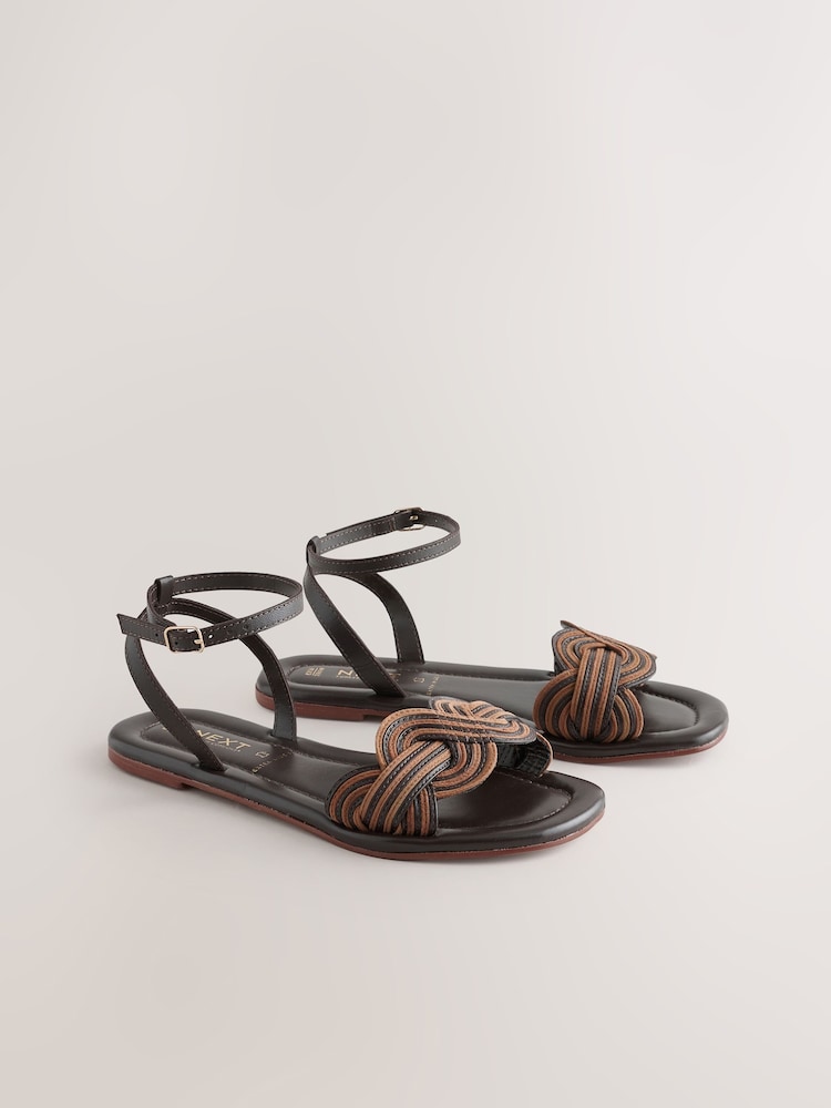 黃褐色棕色 - Forever Comfort® 梭織平底涼鞋 - 圖片 2/5