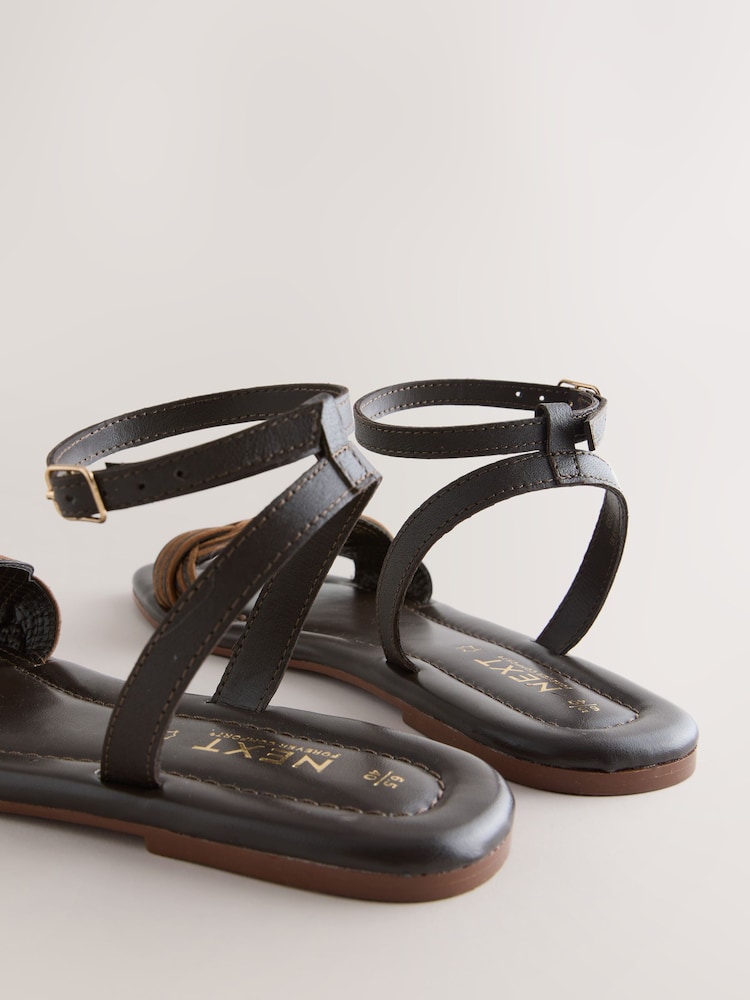 Tan खैरो - सधैंभरि कम्फर्ट ® बुनेको फ्ल्याट स्यान्डल - 9मध्ये 9 तस्बिर