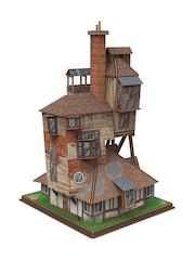 University Games Natural Harry Potter - The Burrow - Image 4 of 4