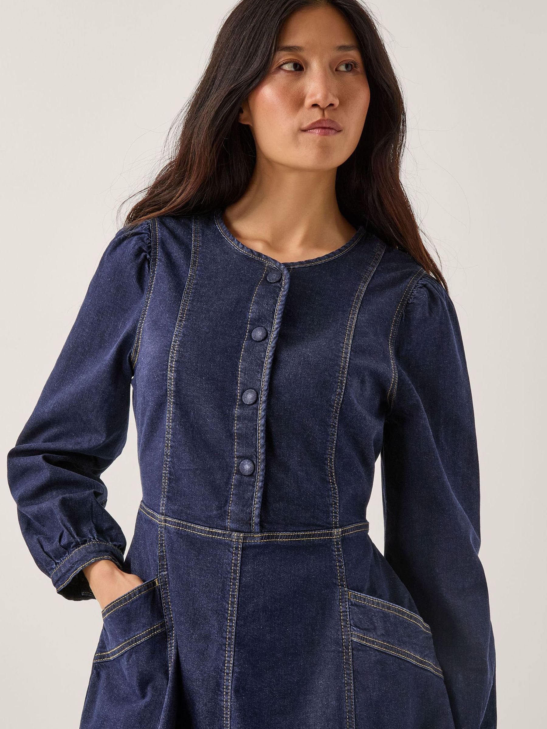 Next：日本 Monsoon Vivian ボタン デニム ミディワンピース from Next