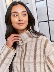 Chelsea Peers Natural Borg Fleece Plaid Jacket - Image 4 of 6