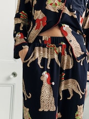 Chelsea Peers Christmas Leopard Print Long Pyjamas Set - Bild 3 von 8