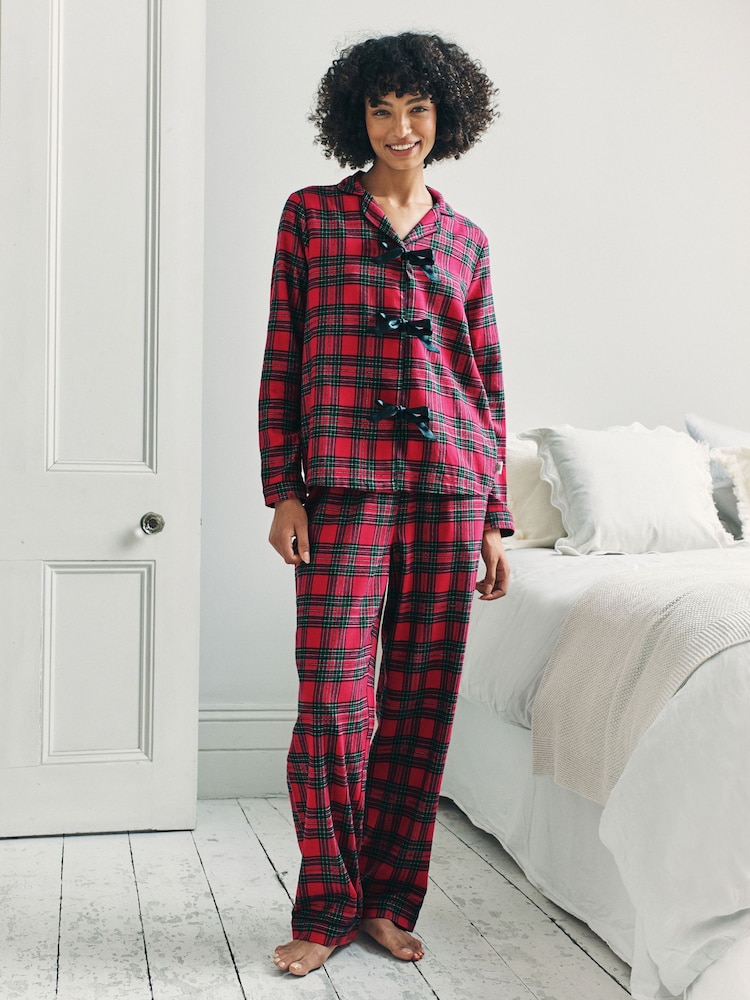 Chelsea Peers Organic Cotton Tartan Check Tie Front Long Pyjamas Set - صورة 1 من 7 Chelsea Peers Organic Cotton Tartan Check Tie Front Long Pyjamas Set - صورة 1 من 7