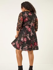 Roman Red Curve Floral Print Lace Dress - Image 3 of 5