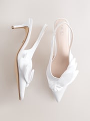 白色 - Forever Comfort® Petal Pointed Toe Slingback Heels - 圖片 2/5