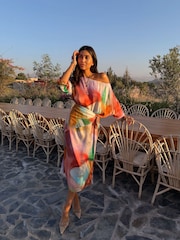 Never Fully Dressed abstrakti jem-mekko - Kuva 1 / 5