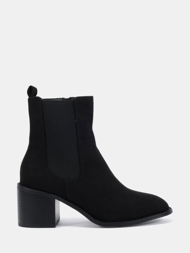 Novo Brown Wide Fit Jessie Block Heel V Chelsea Ankle Boots - Image 2 of 6 Novo Brown Wide Fit Jessie Block Heel V Chelsea Ankle Boots - Image 2 of 6