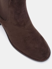 Marrón - Novo Wide Fit Juno Block Heel Chelsea Ankle Boots - Imagen 4 de 6