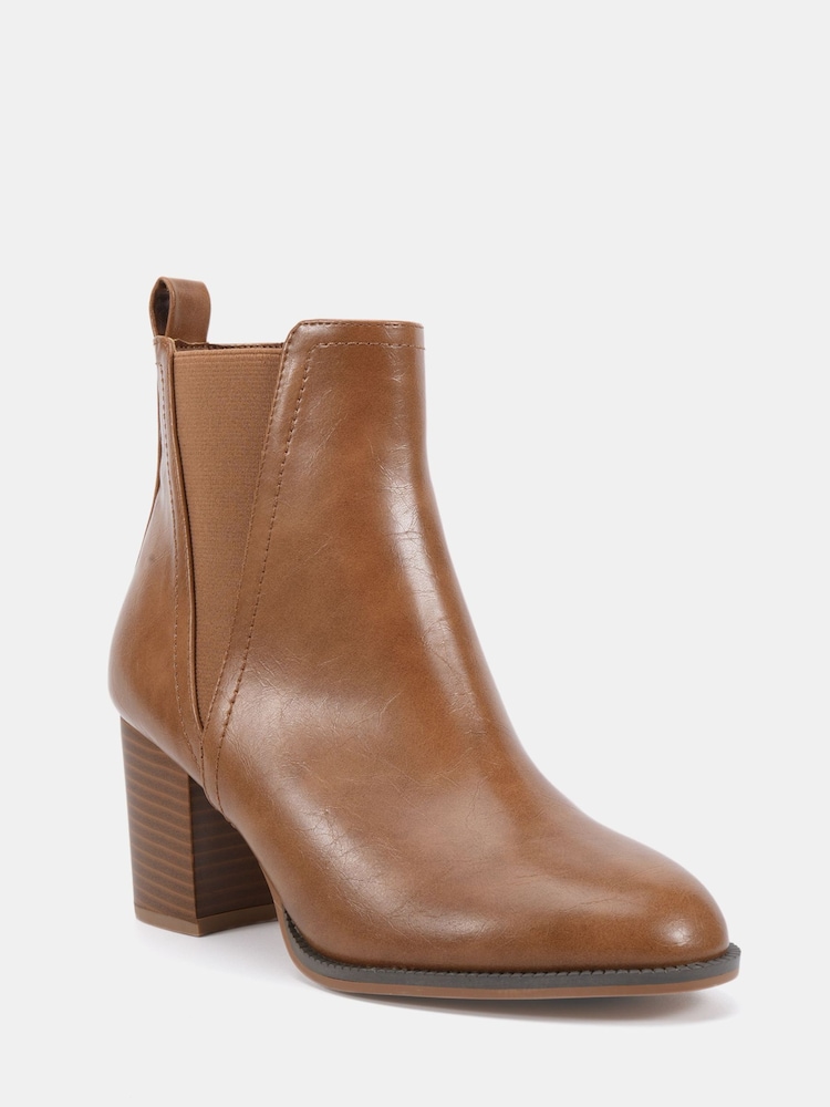 Novo Brown Standard Fit Wide Fit Jessie Block Heel V Chelsea Ankle Boots - Image 2 of 5